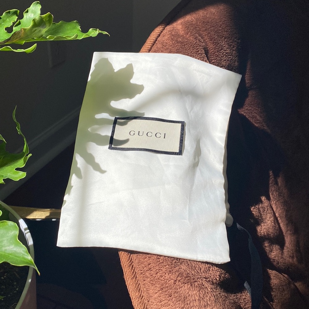 Gucci dust bag in white cream